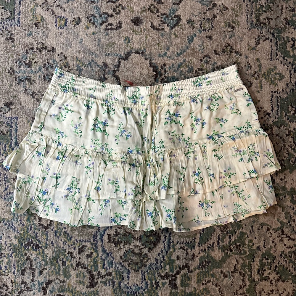 PINK Victoria’s Secret green and purple Floral Ruffle Women Skort